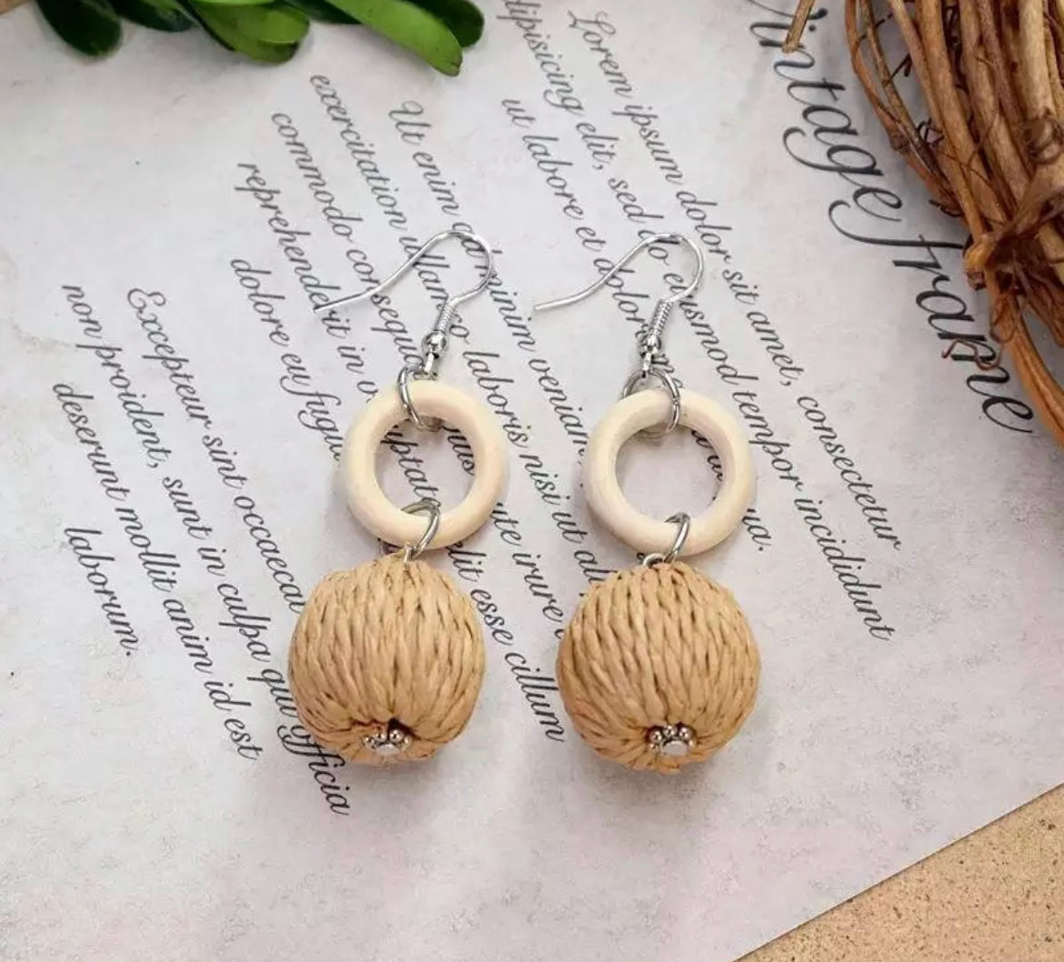 How to make beautiful Earrings using Coconut Shell || Handmade Jewellery -  YouTube